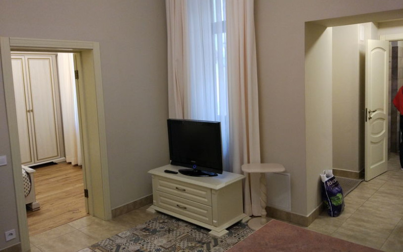 Оренда двокімнатної квартири, вул. Грушевського. м. Львів