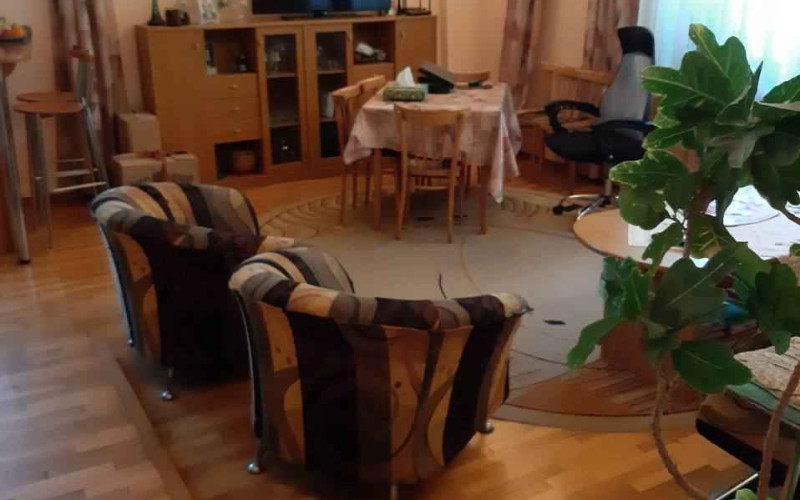 Продаж трьохкімнатної квартири, вул. Коновальця. м. Львів