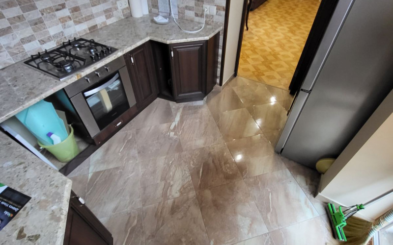 Продаж трьохкімнатної квартири, вул. Грушевського. м. Львів